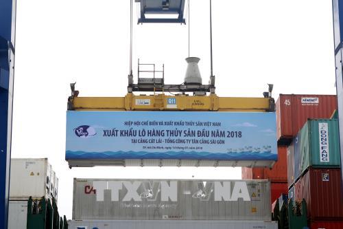 Xuất khẩu lô hàng thủy sản đầu tiên năm 2018